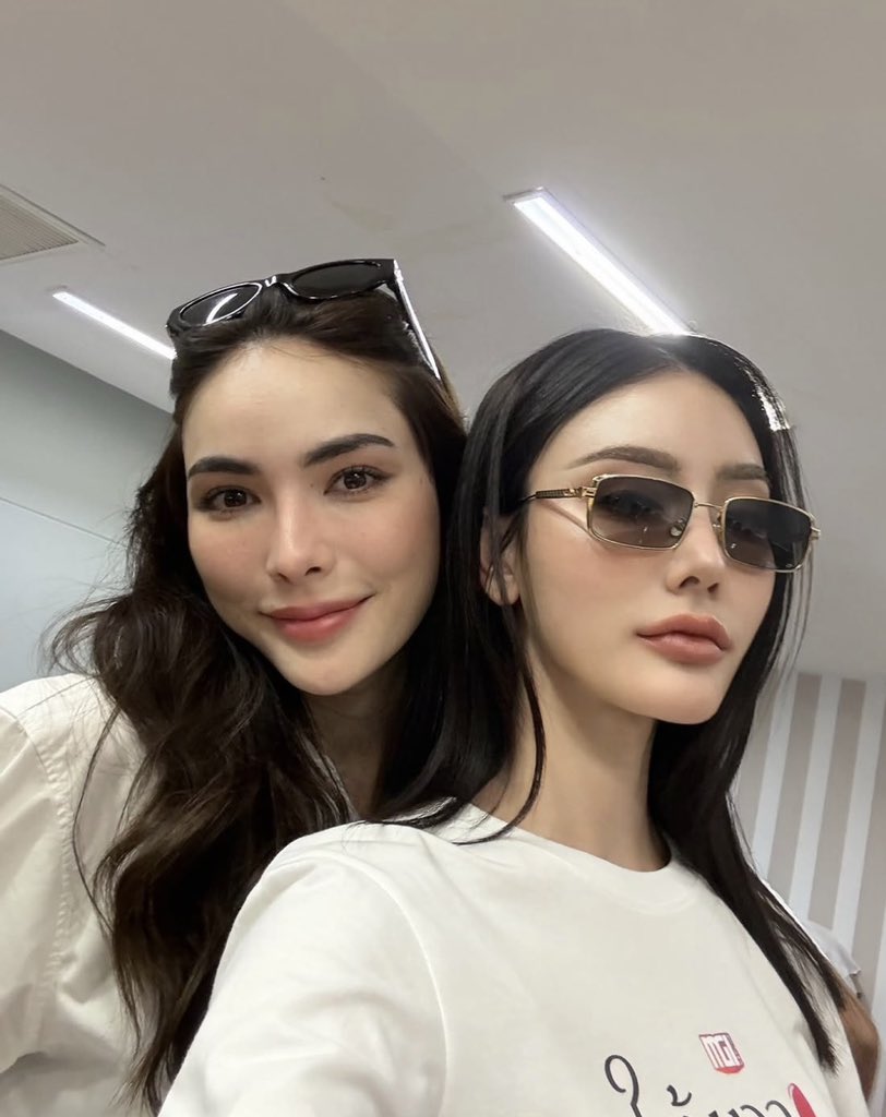 _alifyou7's tweet photo. รักพี่ฝรั่งว่ะ หน้าตาดีแท้😎🖤 ( #ชาล็อตออสติน ) https://t.co/ss1Vg813AJ