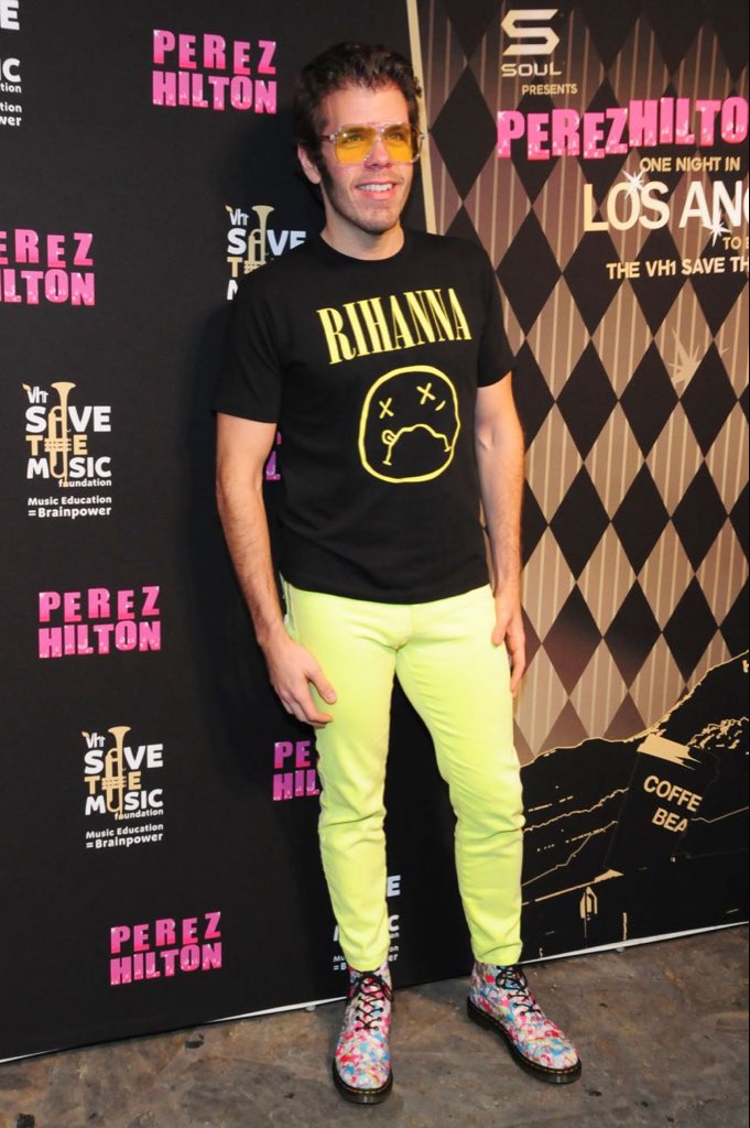 freakin_snow's tweet photo. The Beareu has identified the scammers that targeted celebrity Blogger Perez Hilton in a romance scam and scammed him of $5 million. 

As per undisclosed sources, they have accomplices in the US who helped to move the money via cryptocurrency in multiple wallets across continents.  While the major culprits are from West Africa, there were also a Pakistani and an Indian involved.

Recall, Perez Hilton went on TikTok live and started self cutting  himself after he lost $5 million to online romance scams, Police responded and took him to hospital where he is getting treatment.