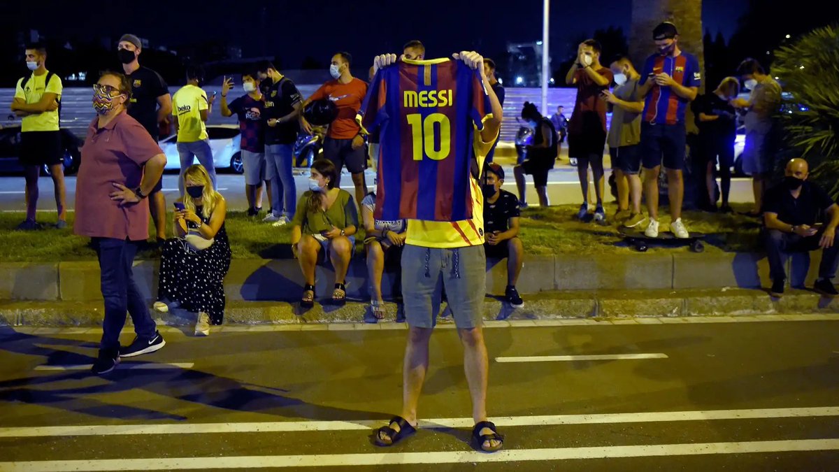 Barca_Archive's tweet photo. On this day, five years ago, Barcelona fans lived through one of the darkest days in the club’s history. https://t.co/Whxs6coeaF