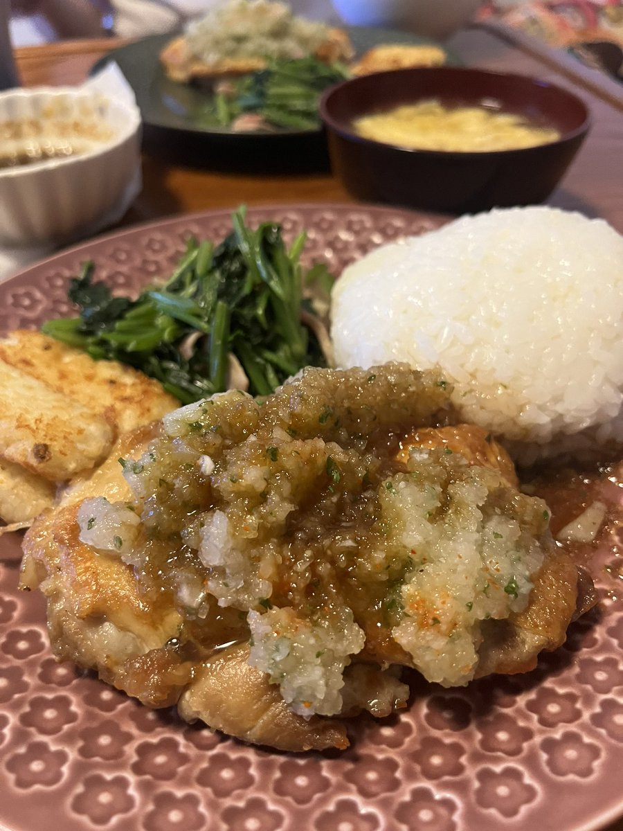 ru_enbu's tweet photo. 最近のご飯
サイゼのディアボラ風チキンはとても良かった https://t.co/l4bANa9f2X