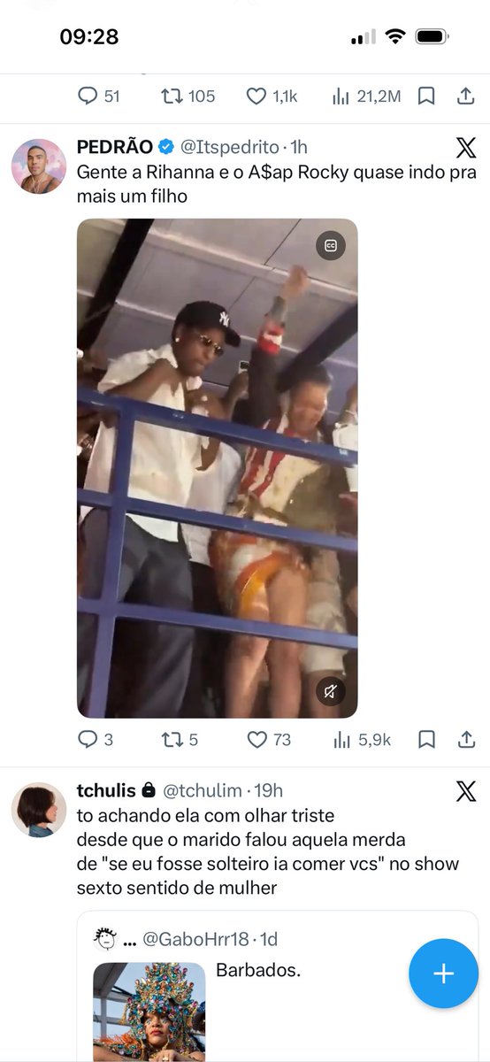 fasutil's tweet photo. @tchulim Engraçado que o tweet logo acima é ela sarrando com ele em um show. Triste porém com tzão https://t.co/7avM2iU5GG
