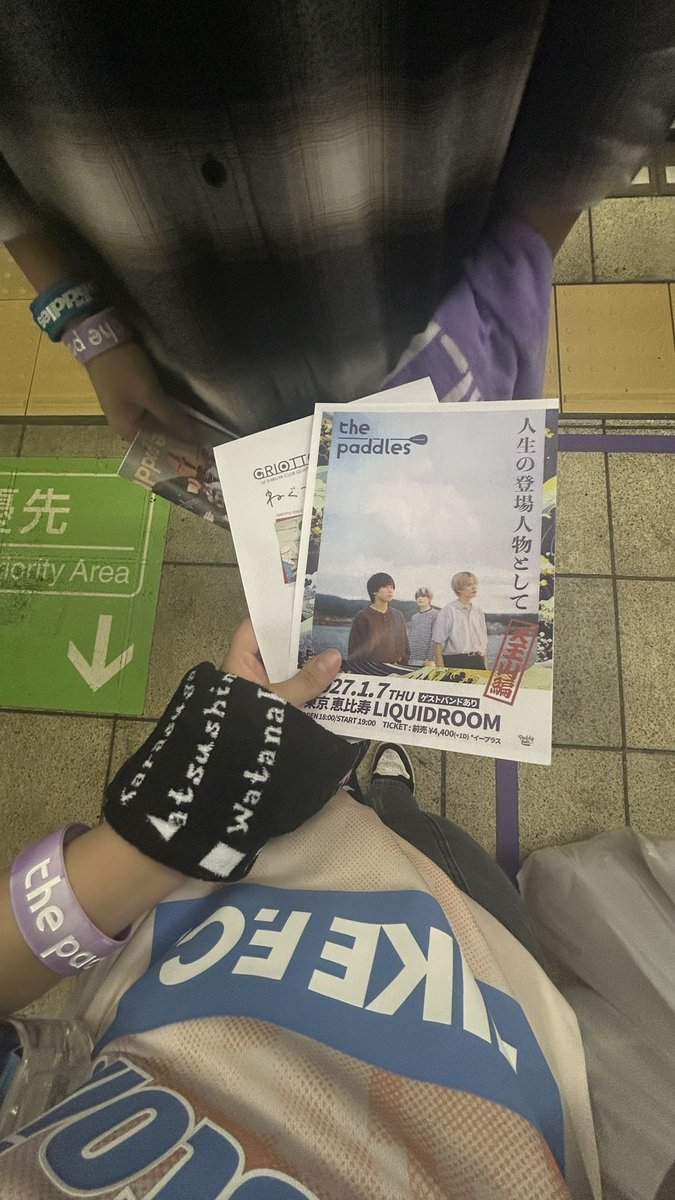 ydsifq's tweet photo. 初paddles感動した🥹
まさかの解禁すぎて驚きでしたおめでとう‼️ #thepaddles #ワンマンライブ https://t.co/Dec8gm2bGA