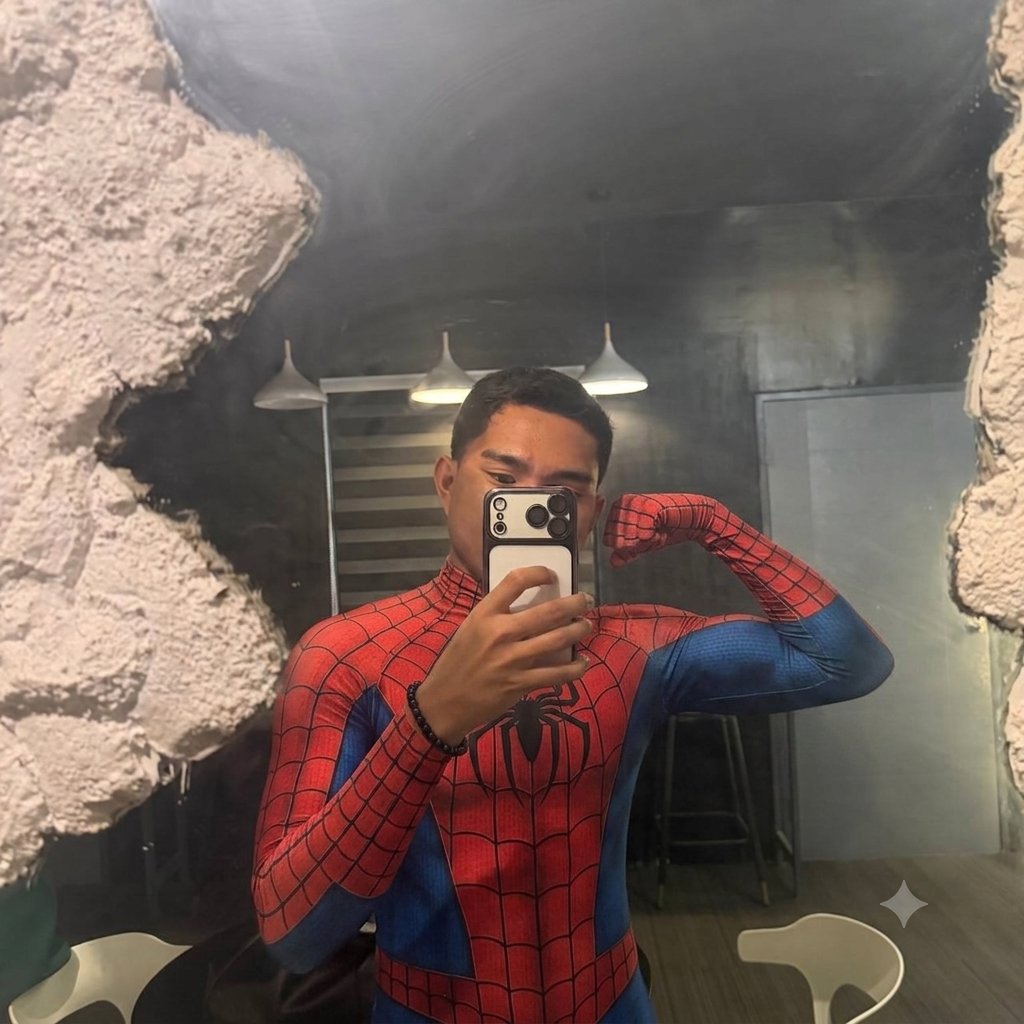 Sh1nyuuu's tweet photo. Spidaman? https://t.co/JFZaeyVpRr