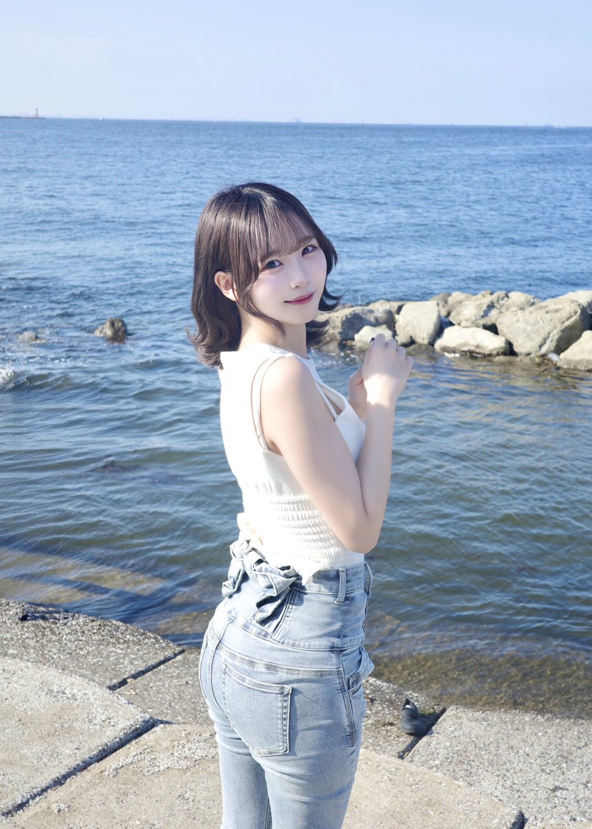 Saori_SwAl's tweet photo. 夏の海デート https://t.co/faxrtoFgSW