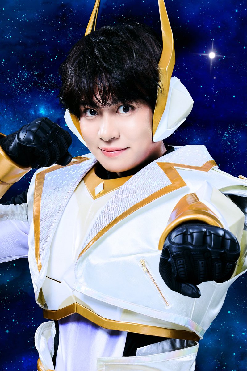 THESUPERBOYS123's tweet photo. ／
「SUNRISE  HERO」リリース記念！
メンバー紹介⑤🌈
＼

🤍コウスケ🤍
カワイイ担当の、THE超BOYSのホワイト。
ファンに寄り添う優しい心と、何にでも挑戦する強いハートを持つ。
独特のセンスを持ち、誰もついていけない発言をすることも。

#THE超BOYS #スパボ #二宮康輔 https://t.co/hijNblJCEY