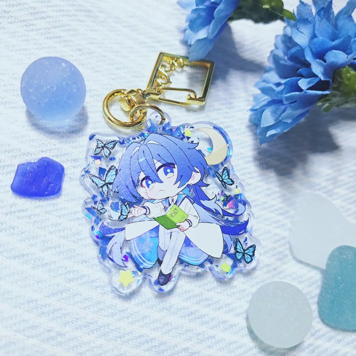 aiiro027_sub's tweet photo. アク達さんの期間限定アクリルでアクキーとアクスタ作っていただきました！！
爽やかでキラキラな青可愛い！最高！💙
ありがとうございました〜！
#アク達で作ってみた https://t.co/jAgpYLT5ki