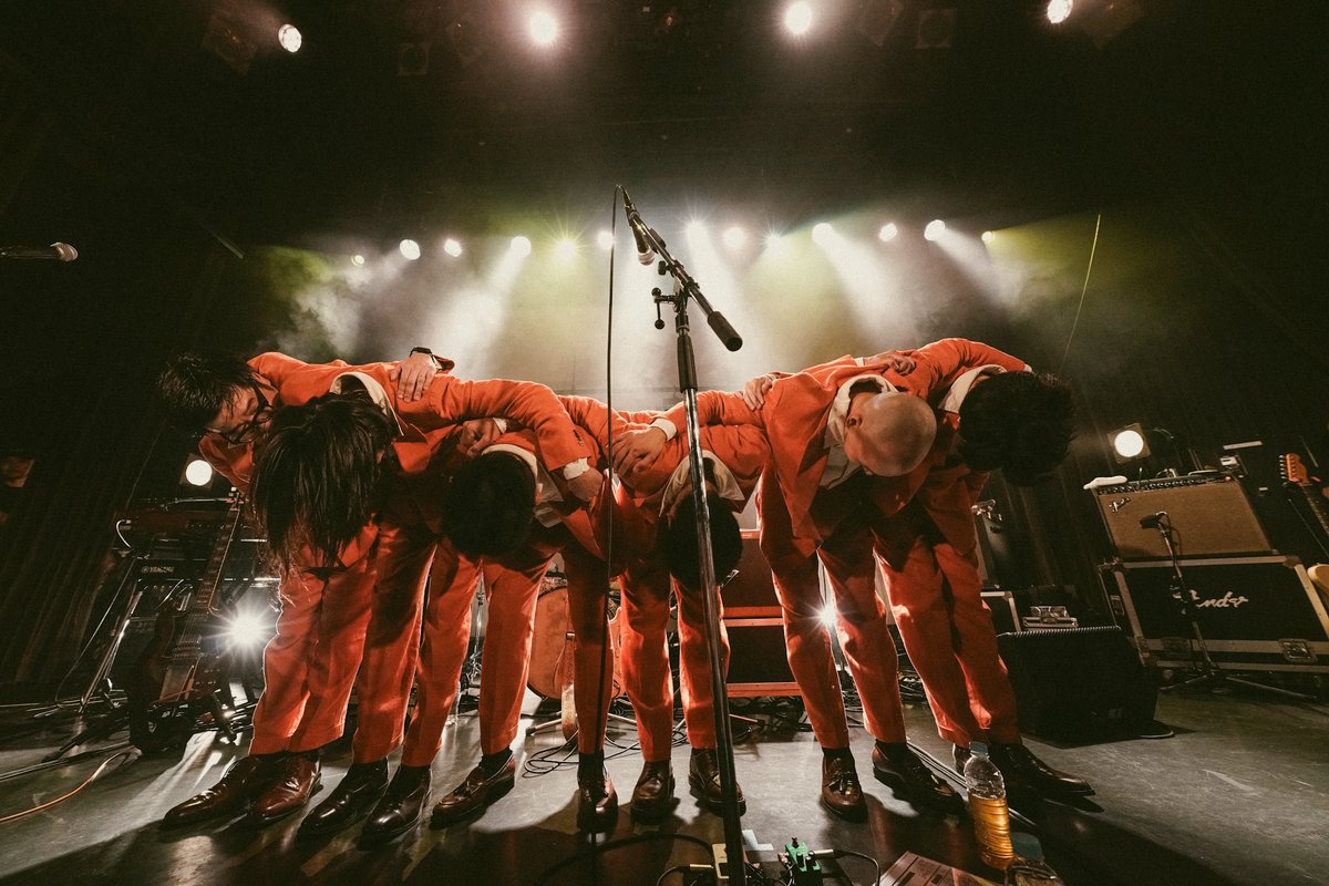 neveryoungbeach's tweet photo. never young beach
Tour 2026 Encore Shows
FINAL | Shibuya WWWX

Tour 2026 Encore Shows
Shibuya WWWX公演にお越しいただいた皆様、ありがとうございました！

Photo by @asmnbok 

Next Live
08.15 Sat
北海道 | RISING SUN ROCK FESTIVAL 2026 in EZO

#ネバヤン武道館
#neveryoungbeach https://t.co/8VDU3AQivB