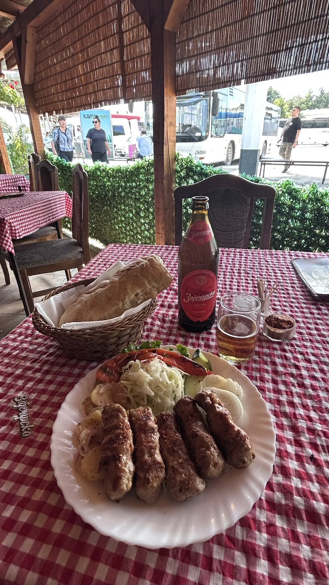 FacundoSeara's tweet photo. The rating for Southern food is different. Everything in Vranje is authentic! https://t.co/i64SFFzNqy