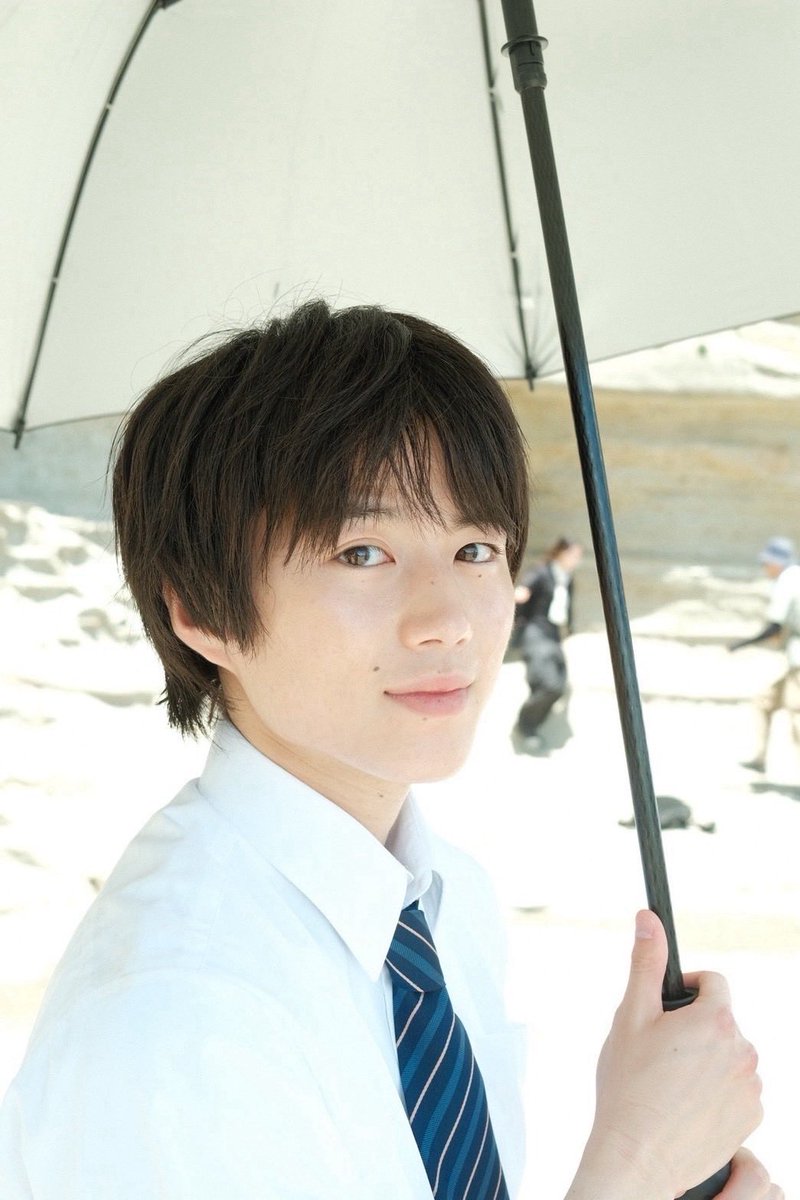 tx_doramanext's tweet photo. 🎬 第𝟔話今日深夜𝟐𝟒時𝟑𝟎分放送🌻
〔#君は夏のなか〕
※放送時間変更となる可能性があります。

📸︴先出しオフショット

第6話放送まであと𝟑時間となりました！✨
千晴目線の渉(#奥智哉)をお届け🫧

𝑼-𝑵𝑬𝑿𝑻にて第𝟕話先行配信中！
⚠︎ネタバレにご注意ください

#ドラマ君夏 https://t.co/u98YkzL6RI
