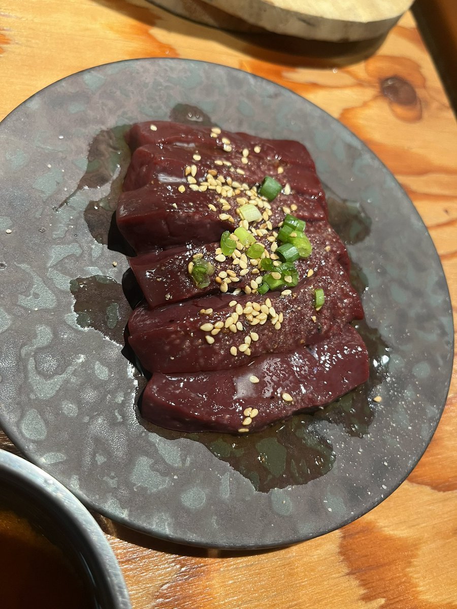 haruto_ars_jsb's tweet photo. 今日も神田アニメバーエリクサー
@animebar_elixir います！！！！

今��は焼肉たびてきた🥩🔥

#アニメバー https://t.co/6BR64fGc9A