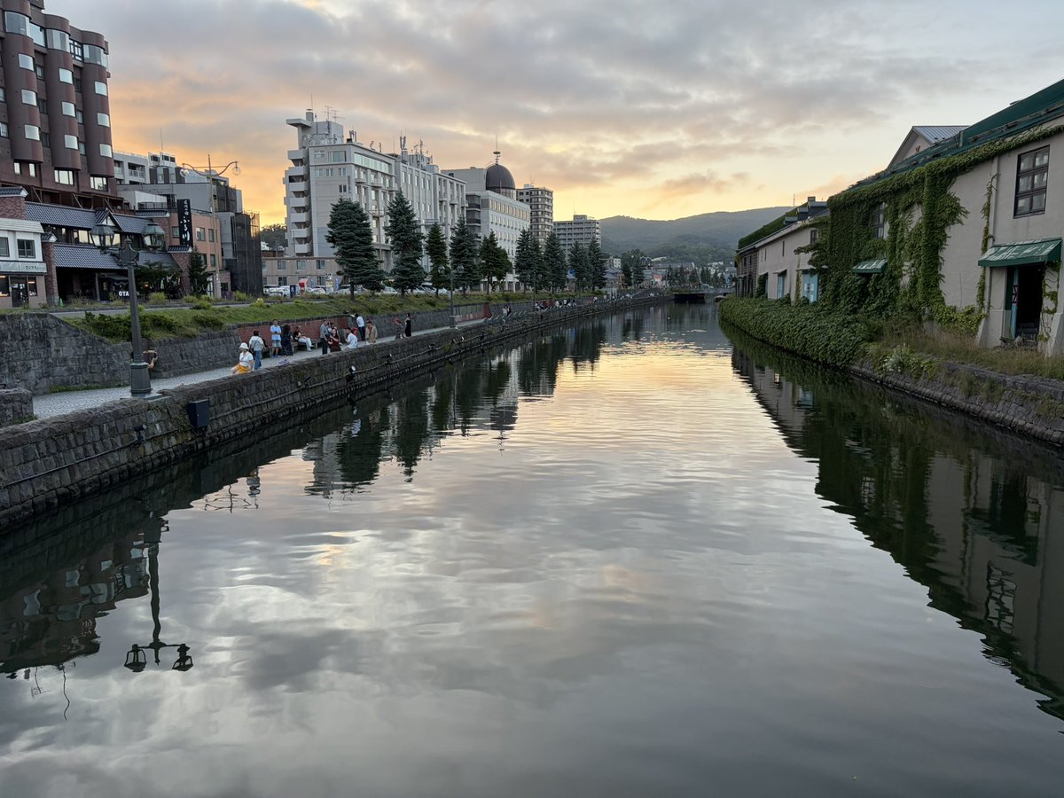 emiko116's tweet photo. 夕方の小樽運河😍 https://t.co/EkuUBGPbxD