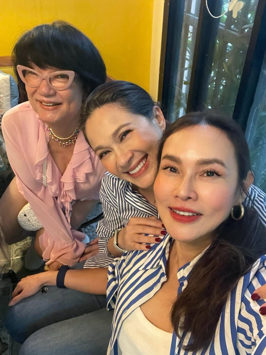 marsdeis's tweet photo. น่ารักมาก x10

IG พี่ใหม่ เจริญปุระ คั๊บผมม https://t.co/iRGSlgZHkX