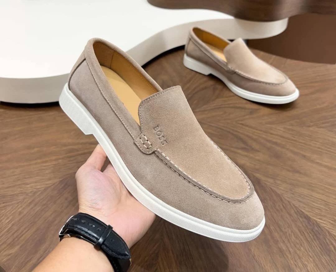 Queen_NakeL's tweet photo. Sneakers 😍❤️ 

40k

40-46

📦📦📦 https://t.co/vacTfDpPnP