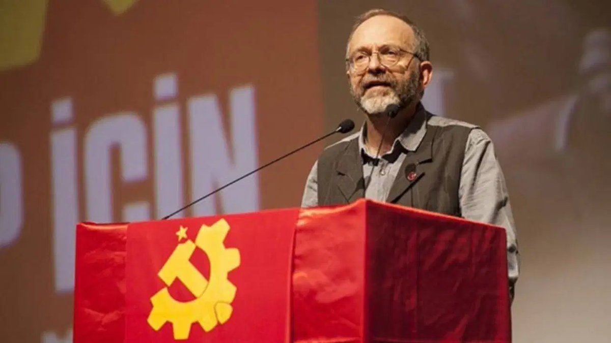 cumhuriyetgzt1's tweet photo. Kemal Okuyan'dan ‘çerçeve yasa’ çıkışı:

“Kanun teklifini okuduk. Bu tarafı kısmi af, tamam. Peki bütün bunların doğrultusu ne? ‘200 yıllık ataletten çıkış’, ‘yüz yıllık parantezin kapanması’, ‘en az cumhuriyetin kuruluşu kadar önemli dönüşüm’... Bunlar ne zaman açıklanacak? Konunun asıl özünü halk ne zaman öğrenecek?”
https://t.co/UabQZRjefj
