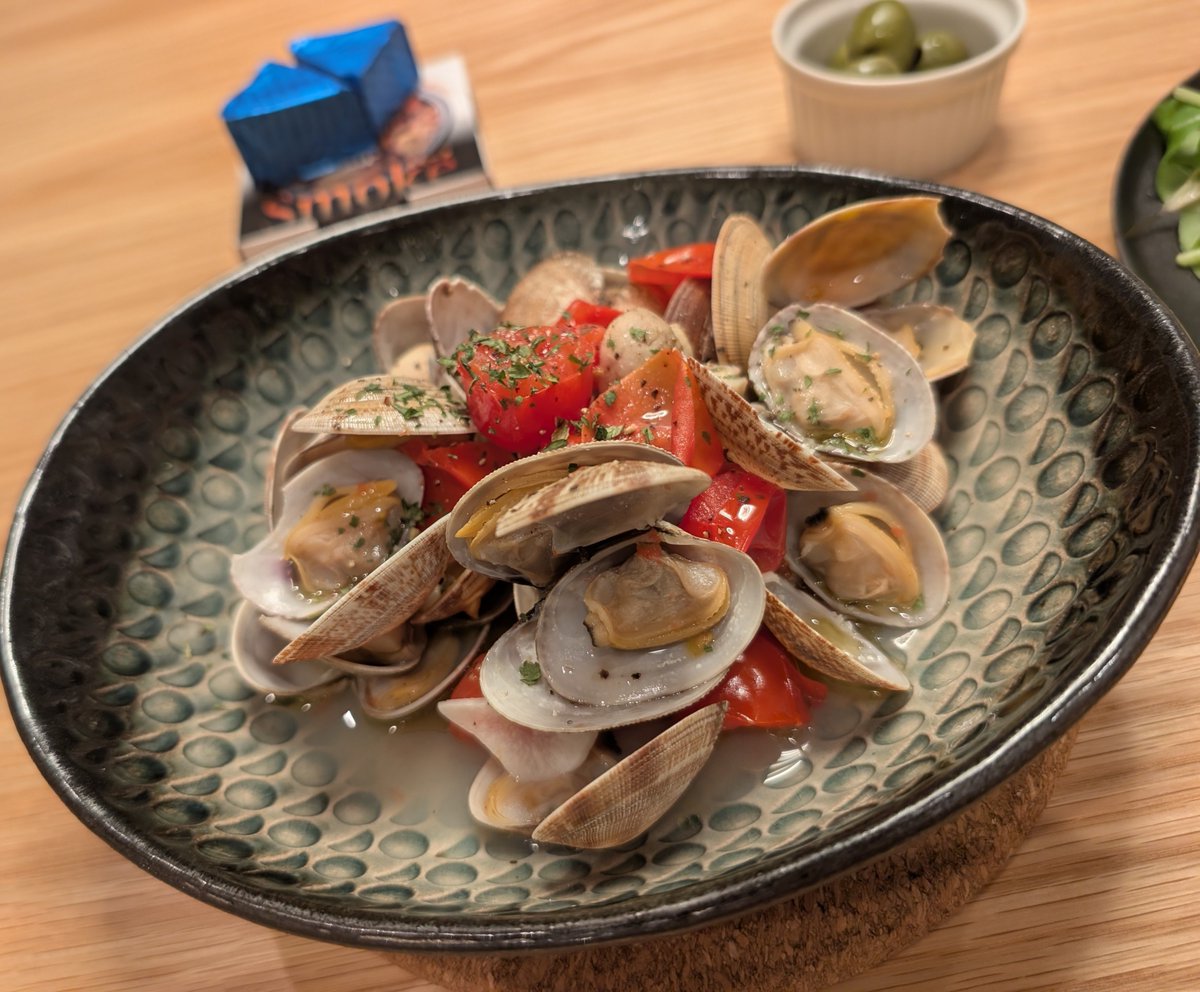 mtbsqtr's tweet photo. レンチンするだけのあさり酒蒸し毎日食えるうまさ https://t.co/sO0Kig4D6w
