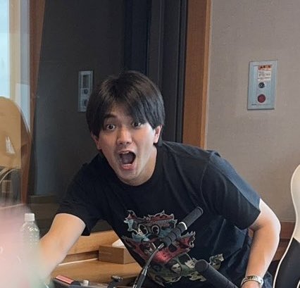_poyayan's tweet photo. お腹抱えて笑ってる https://t.co/PlgeddMdhD