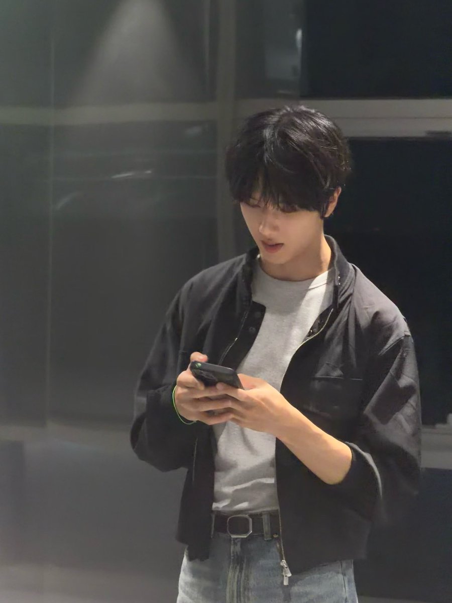 calabasaxx's tweet photo. โอโห น้องจีซอง เกินไปมาก😣🖤 https://t.co/1DIfEBtPlX