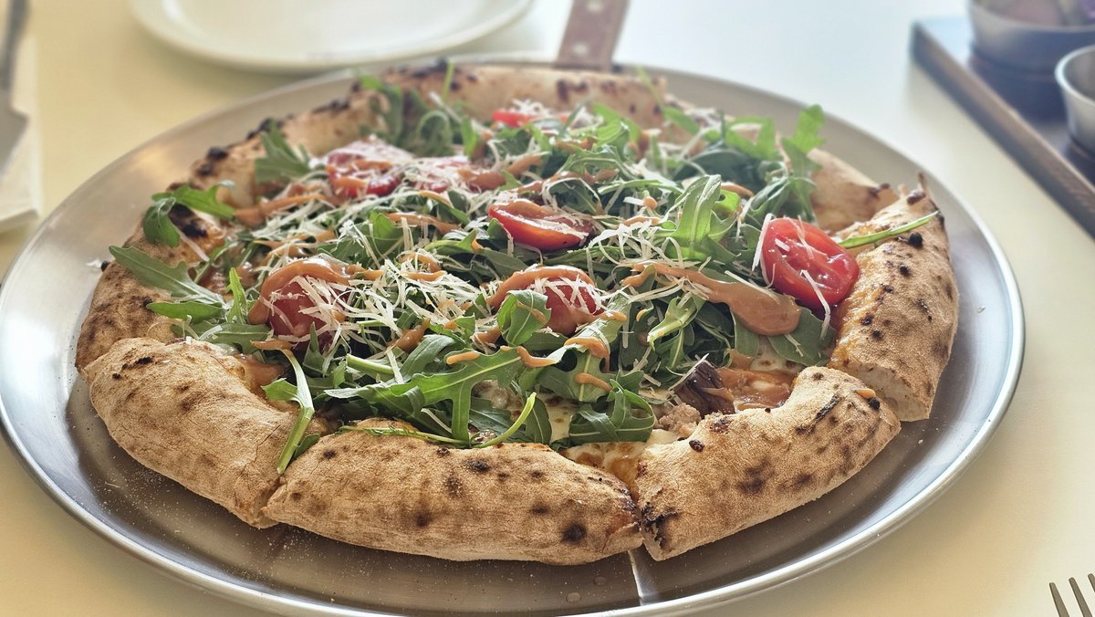 SlaterChae1's tweet photo. @konsenoah #紺瀬のあもっと食べろ

フルーツサンドとイタリアンピッツァ https://t.co/rXyeUeGkYg