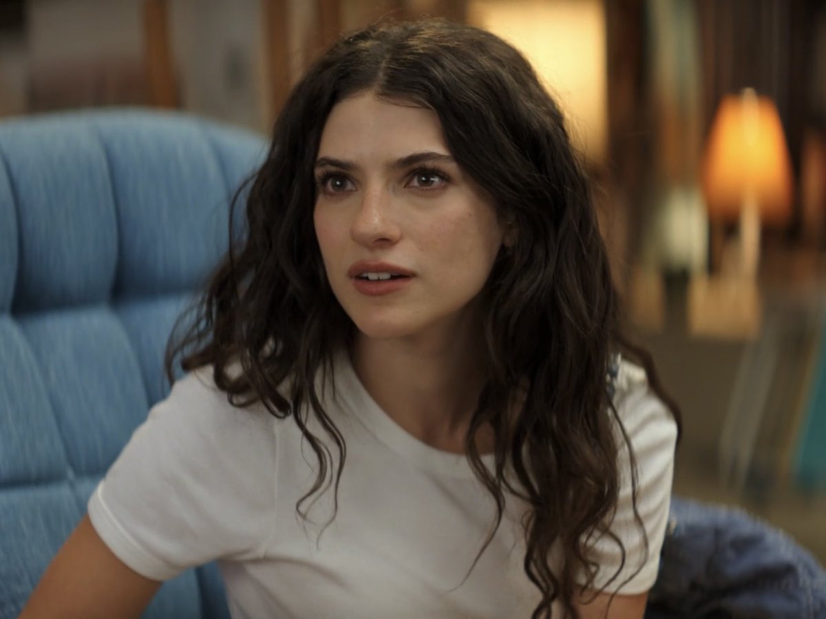 rhaecient's tweet photo. This rachel weisz daughter https://t.co/25PYt8jCfl