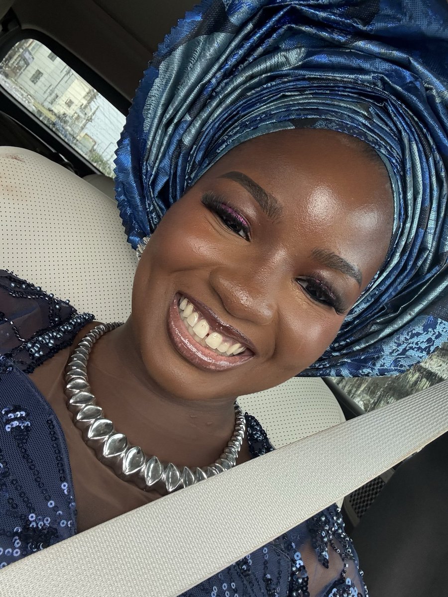 tolubensonnn's tweet photo. Final Year Dinner: Owambe Edition🤍 https://t.co/Fx90hF201m