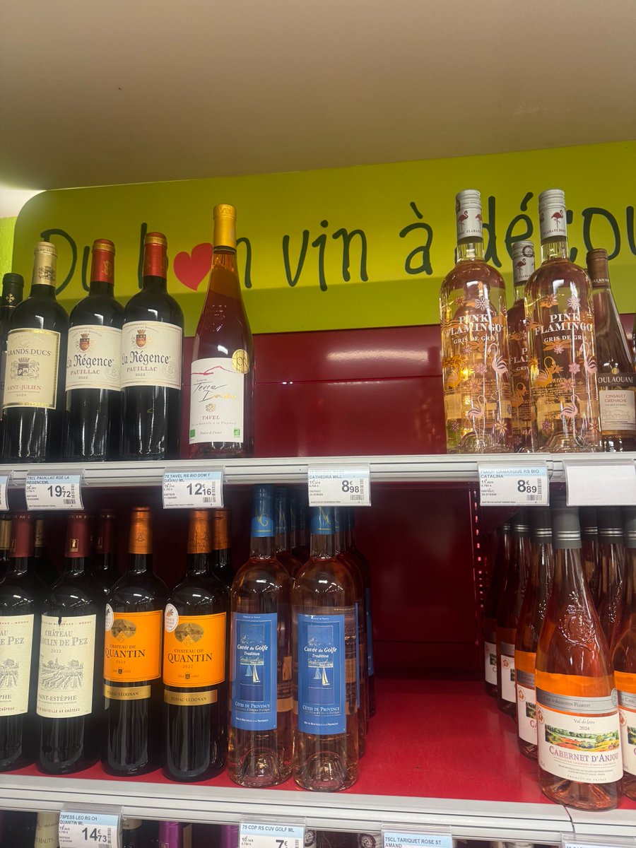 PascalBoniface's tweet photo. Effet du blocage du détroit d’Ormuz? Plus de Bandol depuis 5 jours au 8 à 8 Île de Batz. Et silence incompréhensible de @Gilles_Pignon  sur le sujet https://t.co/ZqqkelBlsN