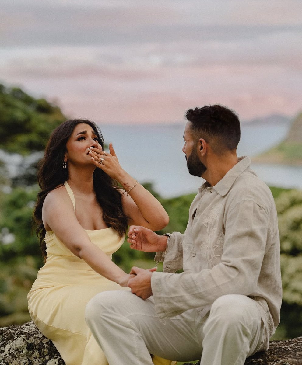 kyaahaidhakkan's tweet photo. MY GIRL IS ENGAGED 🥹🥹🤍🤍 https://t.co/WBchJXsinq