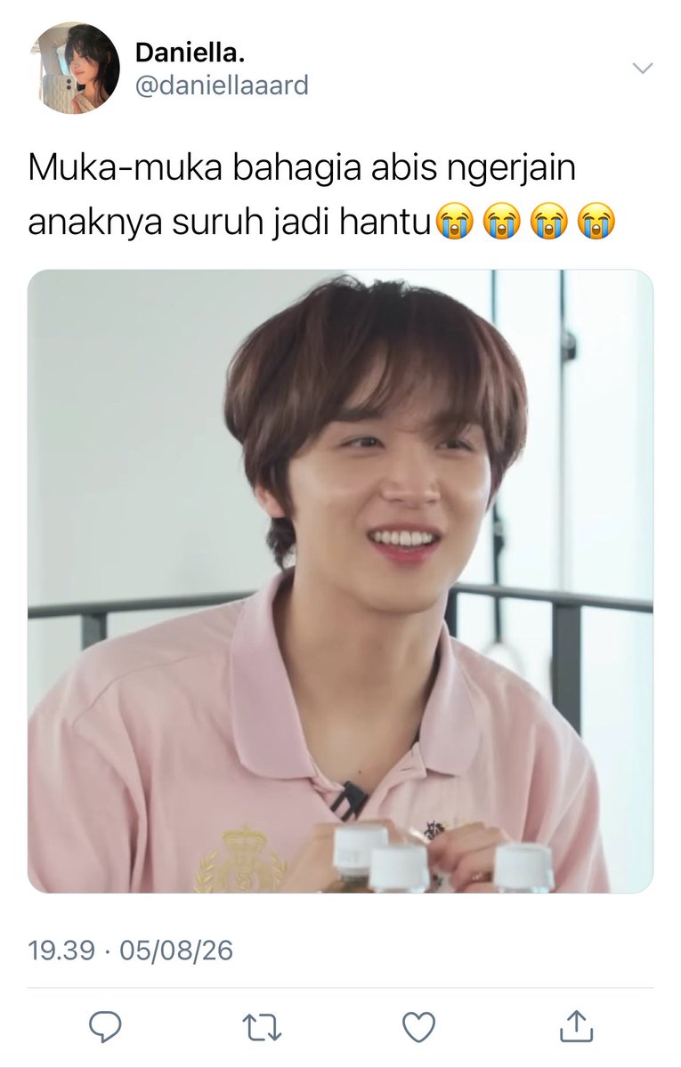reversessoul's tweet photo. adek jadi hantu hiiiii atut https://t.co/eLWJ8Vkhhf