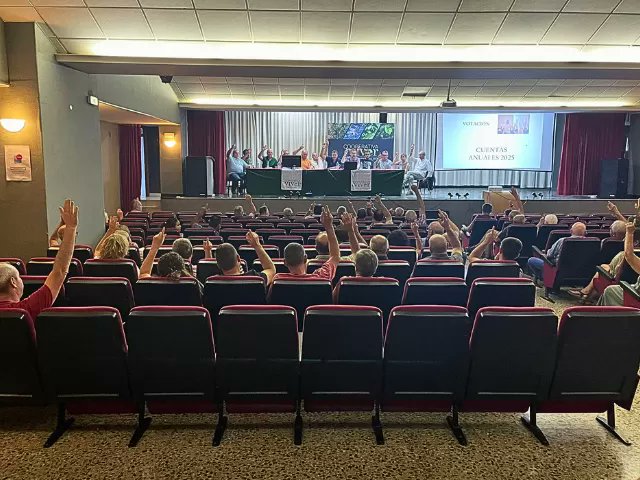 AgroNewsCV's tweet photo. La @coopviver bate su récord de facturación con 17,9 millones y consolida su modelo de diversificación

https://t.co/4PANTmDlal https://t.co/NUdvcHJXG9