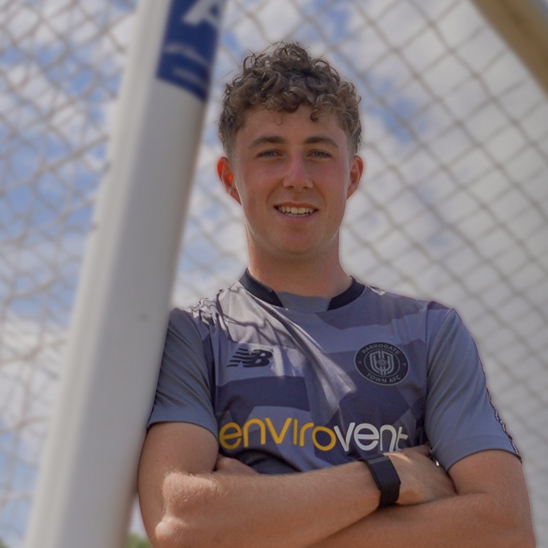 HarrogateTown's tweet photo. He's here 🤩

Brad Dolaghan becomes our latest signing