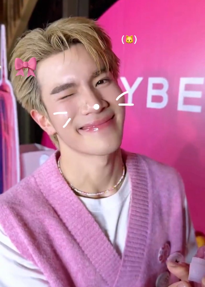 Ponypinkpinkk's tweet photo. เจ้าของแท่งไฟ💖                            แท่งไฟ🐱🎀 https://t.co/OdiY3HWQkg