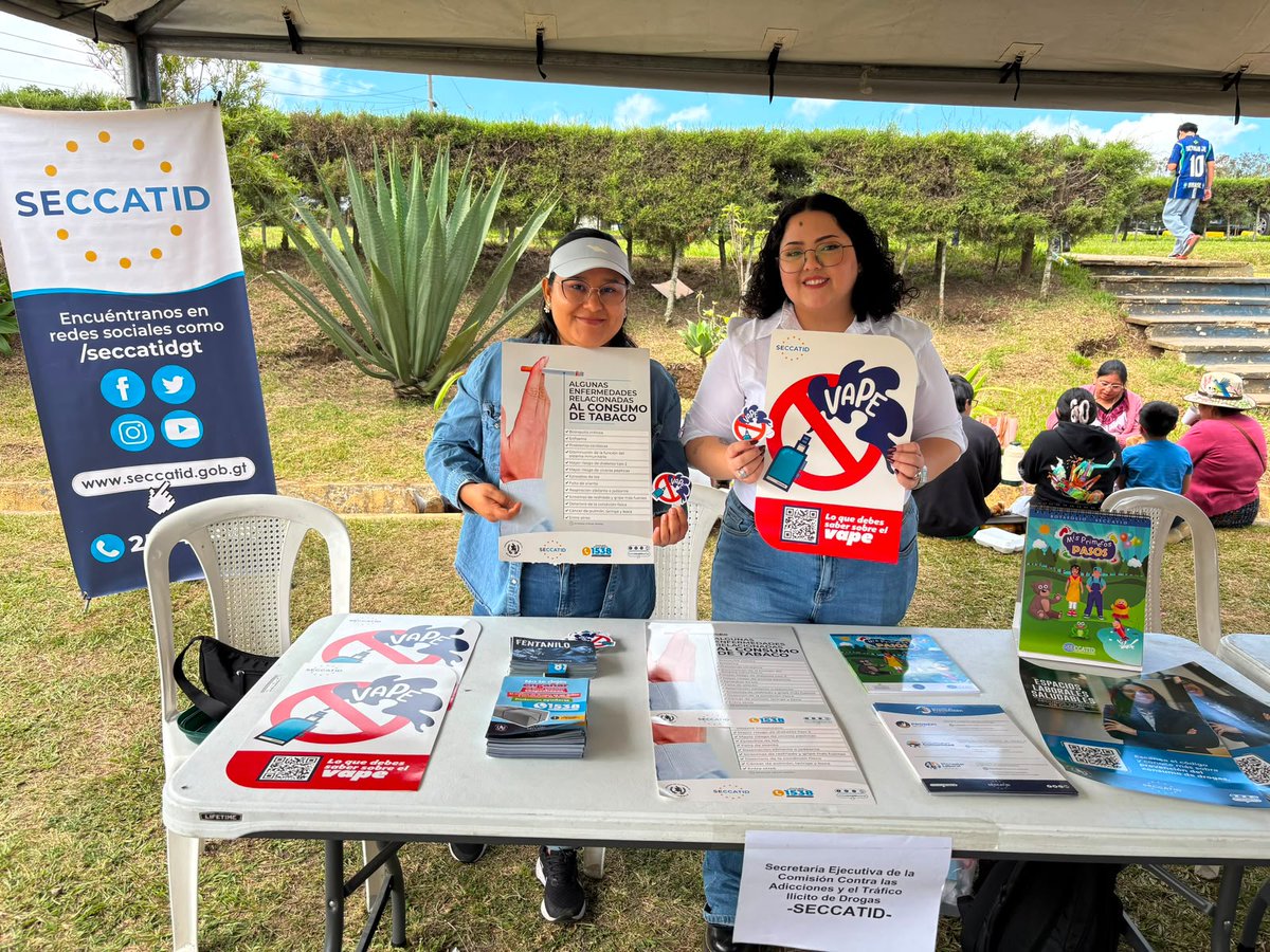 SECCATID's tweet photo. 🔵En conmemoración del Día de la Juventud, los programas #PRONEPI y #FamiliasFuertes de la #SECCATID participaron con un stand informativo en la actividad organizada por el Ministerio de Desarrollo Social (MIDES), realizada en el Parque Erick Barrondo, https://t.co/Alati72qVc