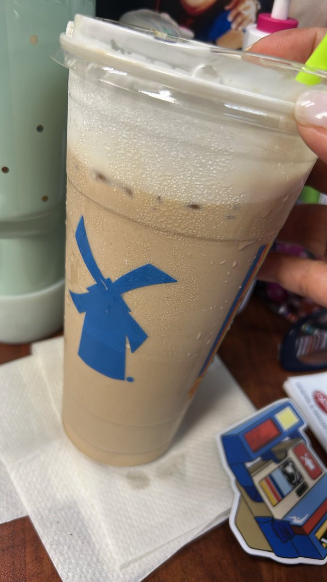 ILUVNKOTB's tweet photo. @DutchBros why are y’all so inconsistent with your drinks? Ugh. I ordered a double torture &amp; paid over $10! It’s so gross! It’s white! Grrrrr https://t.co/qU9j14blJ7