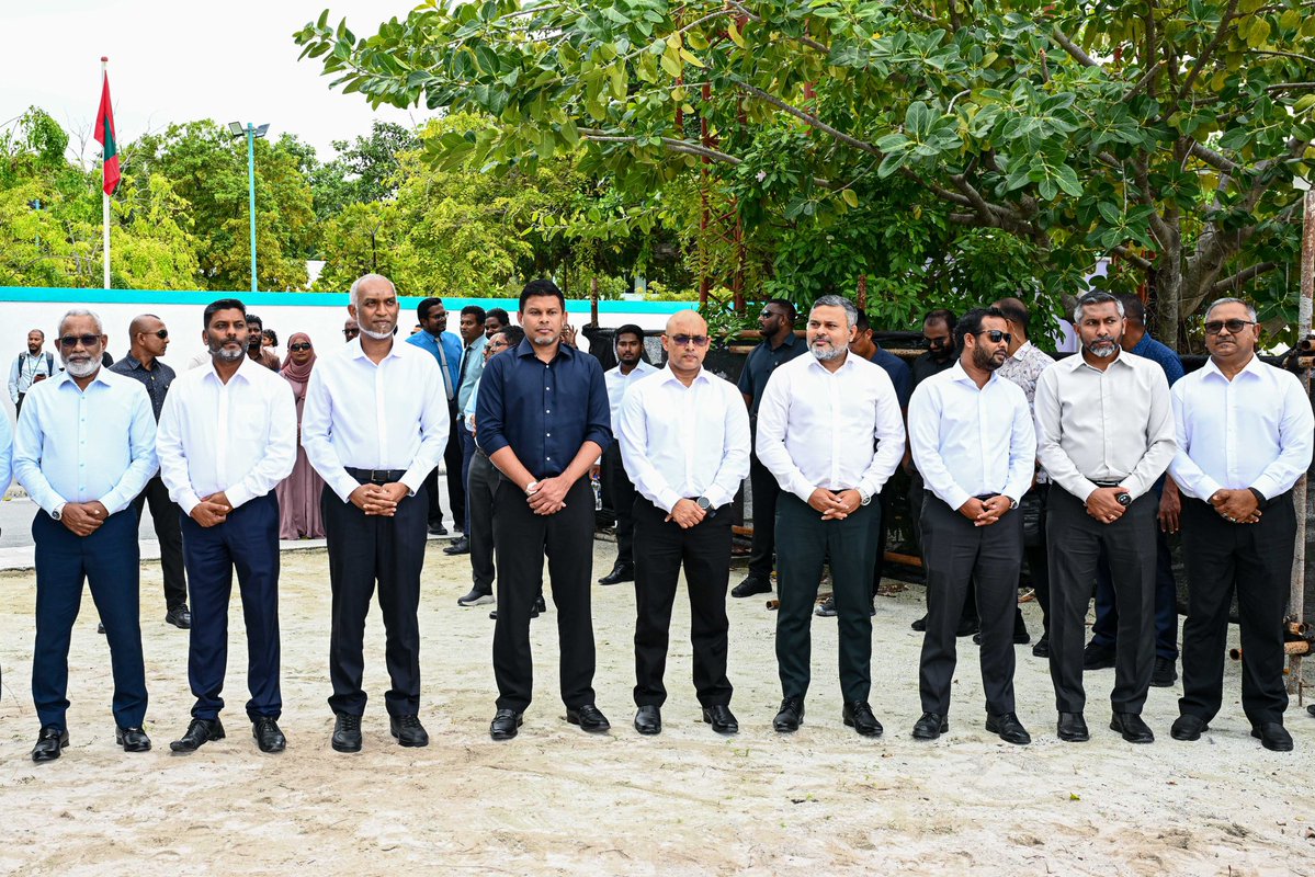 presidencymv's tweet photo. President Dr @MMuizzu attends the commencement ceremony for practical work on the AA. Ukulhas sports complex, furthering the Administration's commitment to promoting healthier lifestyles. 

He was accompanied by Vice President Uz @HucenSembe.

#RayyithunGaathah #UkulhasVisit https://t.co/akhvQTwwRc