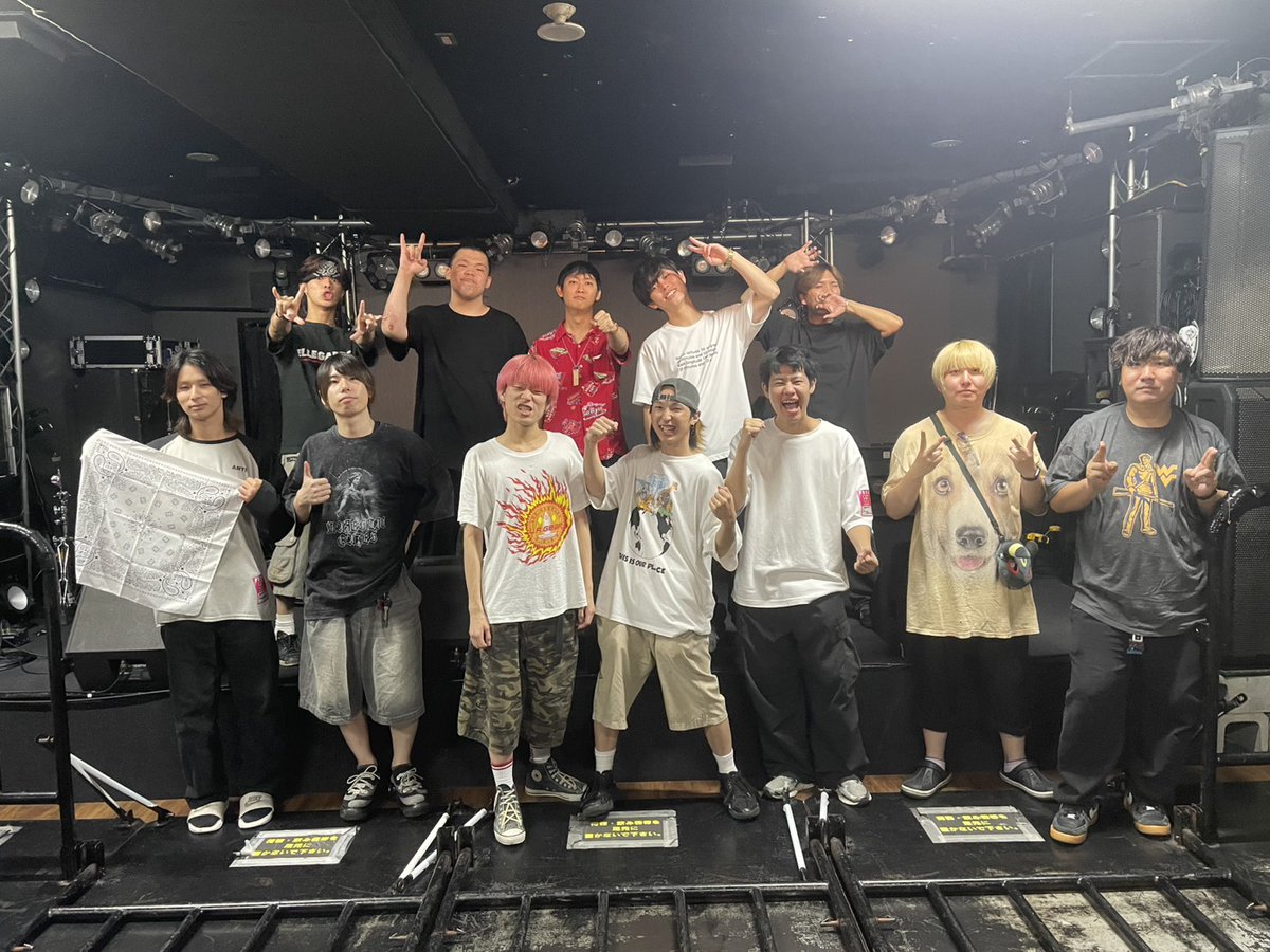 OP_s_fukuoka's tweet photo. 📅8月5日📅

🎊LIVE HOUSE OP's 5th ANNIVERSARY LIVE 🎊

出演いただいたアーティストの皆様！
ご来場いただいた皆様！
誠にありがとうございました🥰

本日ご出演いただいた
・前田錬（南無阿部陀仏） 
・パニッシュポニッシュ 
・バツかマル 
・Sunpillar
の皆さんのサイン入りポスターをフォロー&リポストしてくれた方から抽選で1名様にプレゼント🎁
どしどしご応募下さい😆
#OPs5th