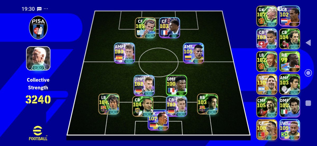 MrFtrrrrr70's tweet photo. @Jokercard_2 Should i pick rijkard or van bommel? https://t.co/CblyJW65OX
