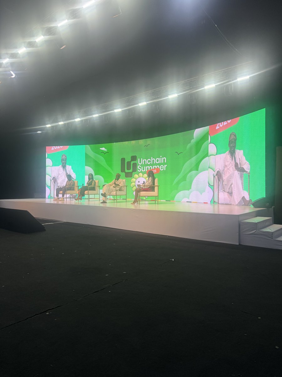 CryptoDefiLord's tweet photo. Live at #UnchainSummer https://t.co/Va2ImrPiWP
