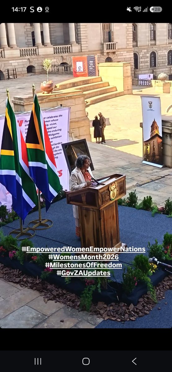 EmbassyCOLinZA's tweet photo. En el Mes de la Mujer en Sudafrica, al lado de mujeres como la Presidenta de Namibia @Netumbo Nandi-Ndaitwah y la Dra. Dr Wangari Maathai de Kenia, entre otras, honramos la memoria y legado de mujeres que nos han enseñado la tenacidad, determinación y corage de defender y trabajar por lo que creemos. Gracias Trismila Rentería, lidereza, educadora, defensora y promotora de los derecho territoriales de los pueblos Afrodescendientes y las mujeres campesinas en Colombia.
Gracias @CharlotteMaxeke Insitute por la oportunidad de compartir al lado de reconocidas mujeres la historia sinigual de Trismila ante una gran audiencia de autoridades sudafricanas, comunidad diplomática, miembrxs del sector cultural, líderes y lideresas africanos. #ColombiaEnSudafrica
@renacientes @ViceColombia