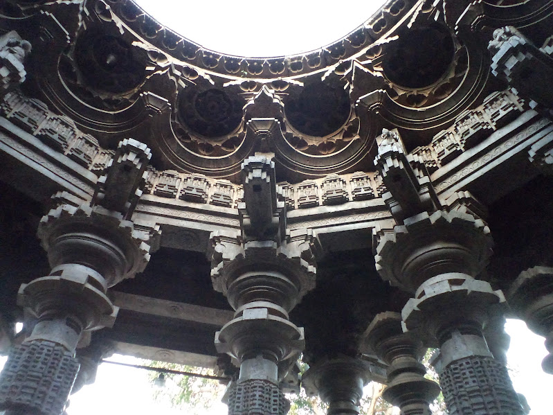 rajtalksalways's tweet photo. Let’s see your “look Up” captures!
#khidrapur #Kolapur #Maharashra https://t.co/DH7bVYnIfj