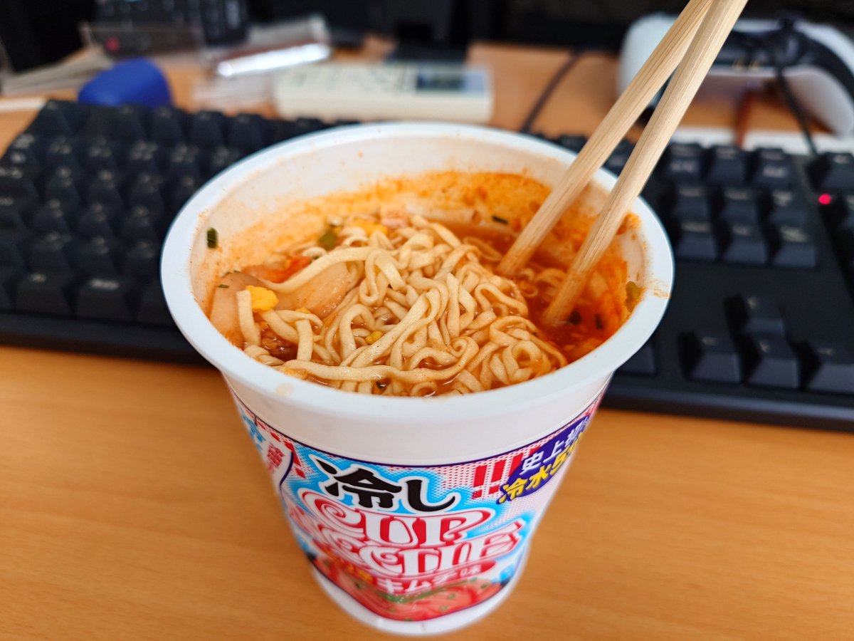 mizz0083's tweet photo. とりあえずチャレンジ。
麺がポソポソしてる以外は問題なく食べられる。リピートするかと問われたらしないかな⋯ https://t.co/9IFSEct4Fk
