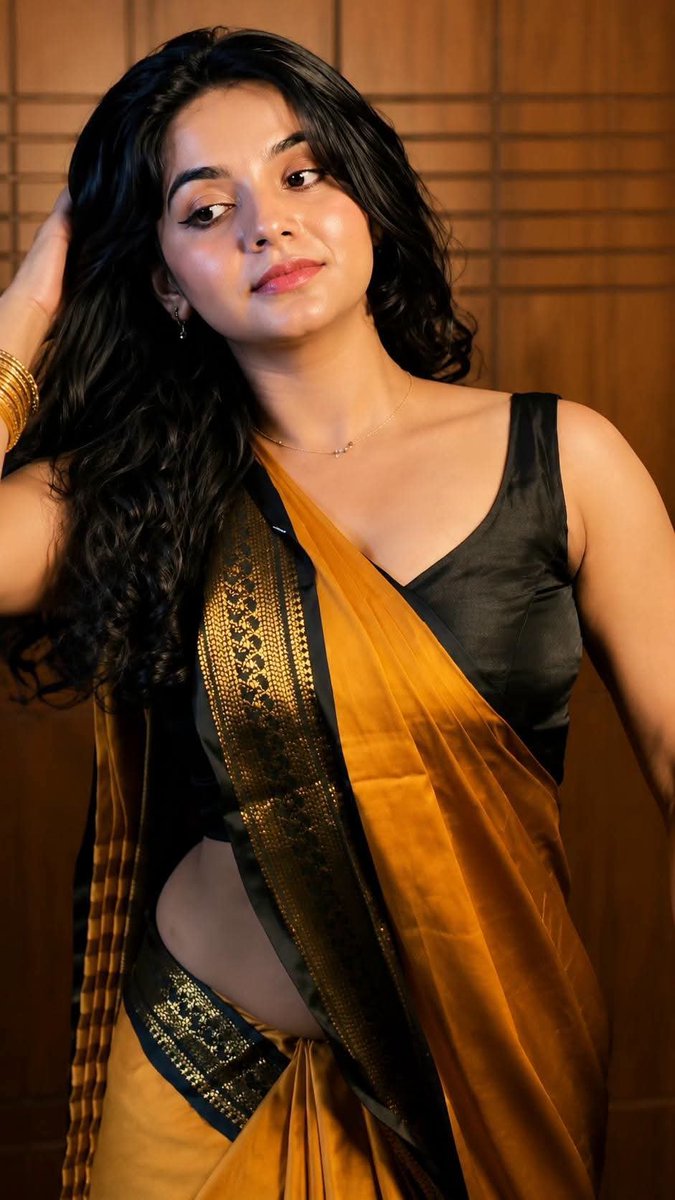 anjanasammu's tweet photo. Beautiful Haritha ❤😍🔥🫰🏻 https://t.co/f5aVJyNJco