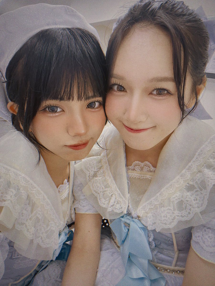 leona_KLM0627's tweet photo. 前髪上げてるゆちが可愛すぎて選べなくて聞いたら"ぜんぶ"らしいので全部使わせていただきます😌🩵

前髪なしがおねいさんすぎて大好きです。
いつかれおなもやりたいです。
世界のみんな大好きおやすみ
 #カワラボメイツ  #中森玲緒奈 https://t.co/tFOiTBkqwE