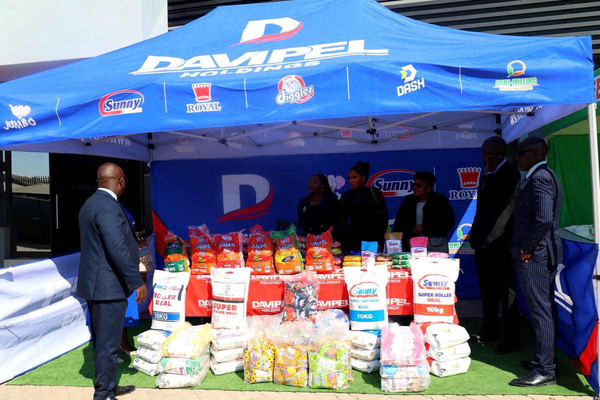 Min_of_IC's tweet photo. PRESIDENT MNANGAGWA COMMISSIONS DAVIPEL'S LANDMARK MANUFACTURING FACILITIES

President H.E. Dr. E.D. Mnangagwa today officially commissioned the Davipel Holdings Headquarters, Snacks Manufacturing and Agri Milling Stock Feeds Plant in Harare, applauding the company's growing market share, job creation and integrated value chain model.

The President said Davipel, a 100% Zimbabwean-owned company, is a living testament to the mantra "Nyika Inovakwa Nevene Vayo." He urged industry to scale up value addition and beneficiation, forge partnerships with emerging entrepreneurs across all provinces to advance devolution, and seize opportunities within Special Economic Zones.

Reaffirming that Zimbabwe is Open for Business, the President underscored Government's commitment to policy consistency and building a competitive, export-oriented economy that drives sustainable industrialisation. #NyikaInovakwaNeveneVayo #Industrialisation #ValueAddition #Beneficiation #Vision2030