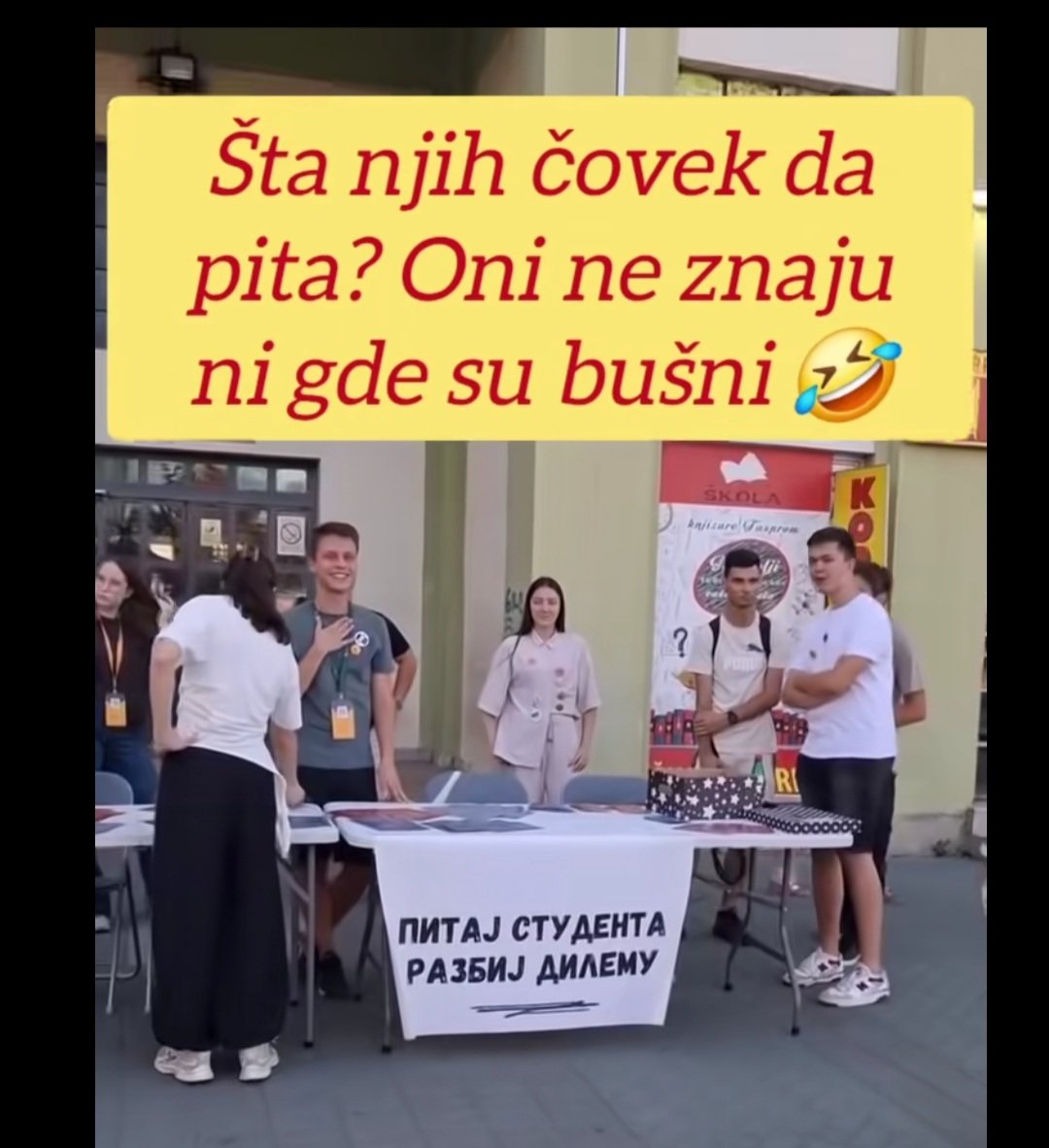 Zvezdaa25's tweet photo. Ako već pozivaju građane da pitaju, red je da imaju i konkretne odgovore. Bez toga, teško je razbiti bilo čiju dilemu. https://t.co/rFGlpZCHxm