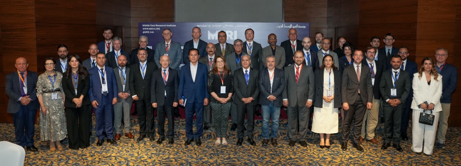 MERI_info's tweet photo. The Levant &amp; Iraq: From Vision to Viable Pathways

In-depth analysis of regional dynamics  with practical policy recommendations. 

Report of the Levant and Iraq Forum (LIF) Conference.

https://t.co/ulYgNH5IER https://t.co/kae6jDLYpQ