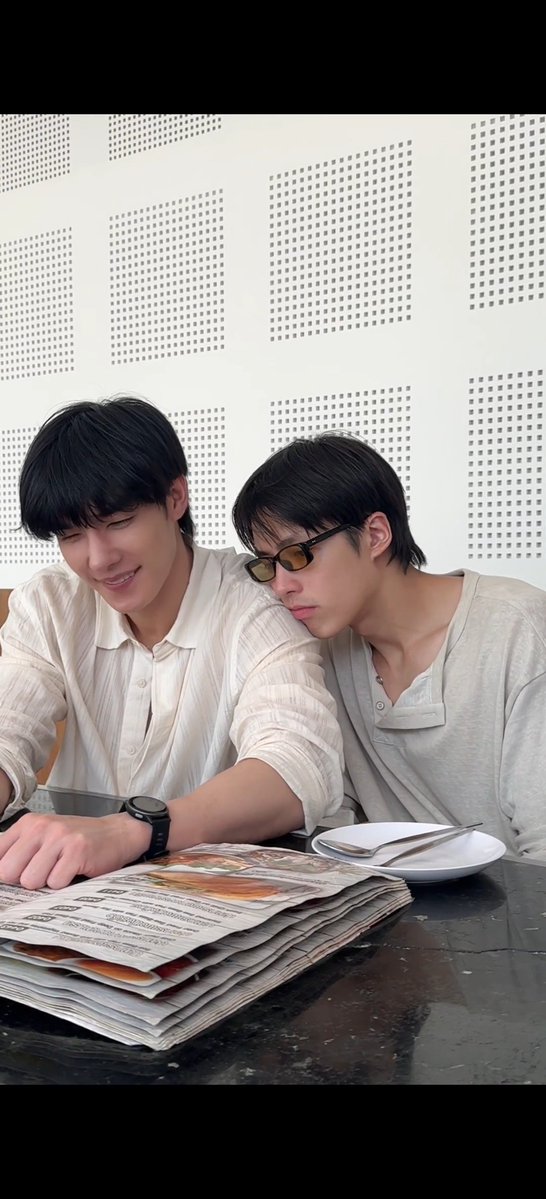 04JJMe's tweet photo. มู้ดดีจัง เหมือนพาแฟนไปเดท ไหว้พระขอพร ปิดท้ายด้วยการพาไปกินอาหารทะเลที่เธอชอบ โคตรจะลงตัวเลยฟีลผชอบอุ่นชอบตามใจแฟน https://t.co/CfHdDcJsYV