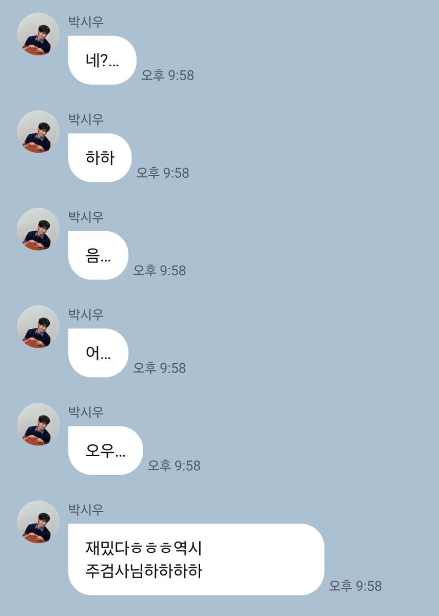 lightning_0708's tweet photo. 아 시팔 얘네 이러도 놀아?
아 ㅈㄴ 웃겨 https://t.co/zWslOeAcfo