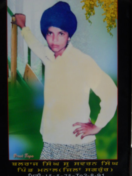 ensaaf's tweet photo. Btw Aug  5 &amp; 6, 1992, Criminal Investigation Agency from Handiaya CIA Staff unlawfully killed Balraj Singh (17). Security officials did not return Balraj Singh's body to his family. Punjab, India, End Impunity Visit https://t.co/1eRNx7Yd0h https://t.co/hbmlVxhdJZ