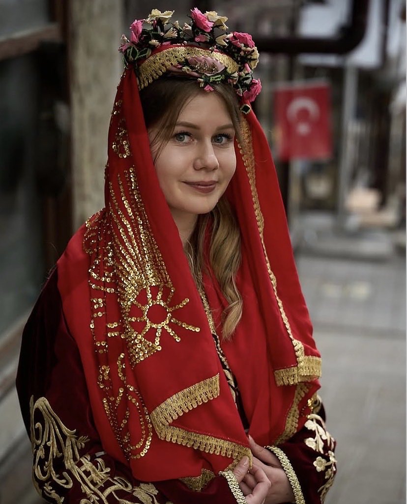 ManavMilleti_'s tweet photo. Bolu Mudurnu Yöresel Kiyafetleriyle Manav Kızları.

Alıntı: Instagram/@bolukorogluhaber

#Bolu #Mudurnu #Manavlar #Manav #Keşfet https://t.co/uIulAbE9mB