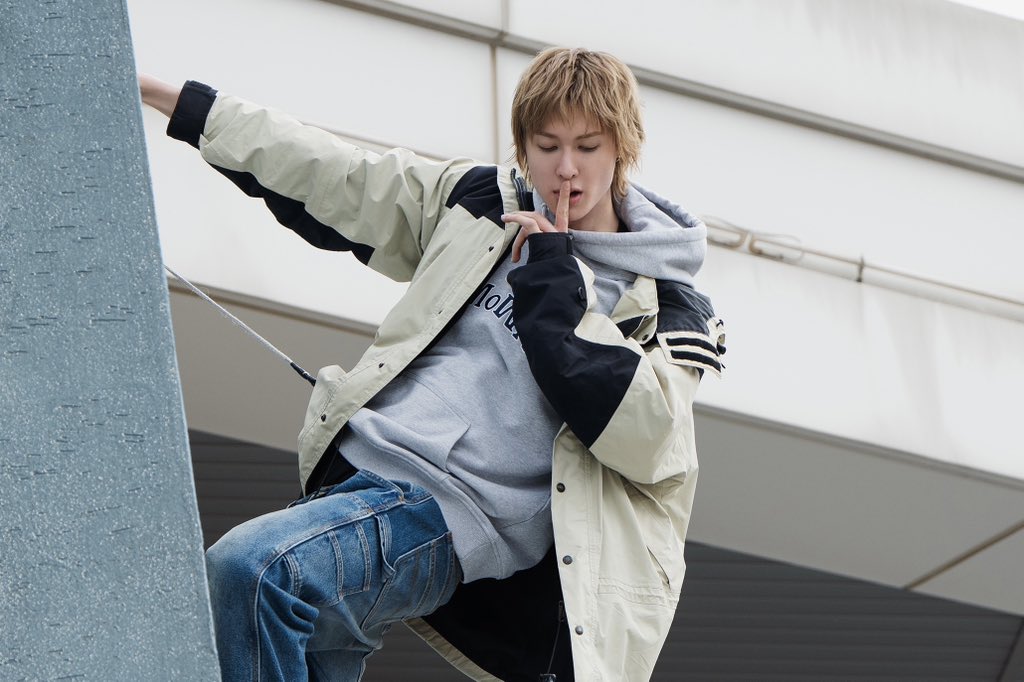 MinhThinhTh2's tweet photo. @martinmetricsvn MARTIN BRINGS THE SPARK
#MARTINRockStar
 #MARTIN #마틴
MARTIN EDWARDS proves that true charisma speaks louder than words. His MAGNETIC CHARM stands out effortlessly. https://t.co/KK079QzsSr