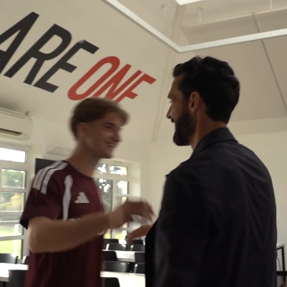 MadridXtra's tweet photo. Arbeloa with Palacios and Gonzalo. 🥲🤍 https://t.co/8C02GKELje